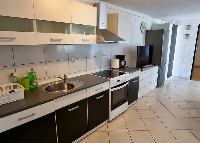 Apartment Deni