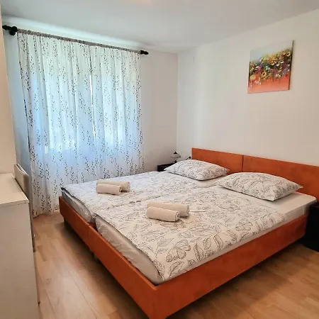 Deni Apartament Skrbčići